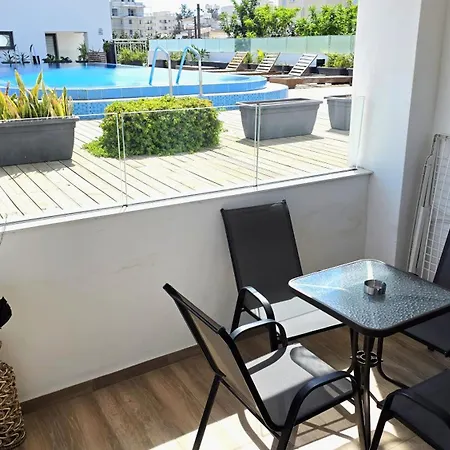 Pool View Paradise - Stylish 1br Retreat