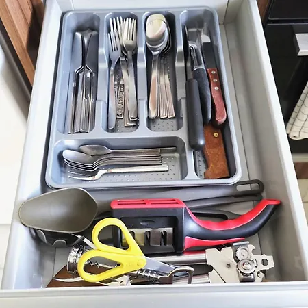 Appartement Pool View Paradise - Stylish 1br Retreat